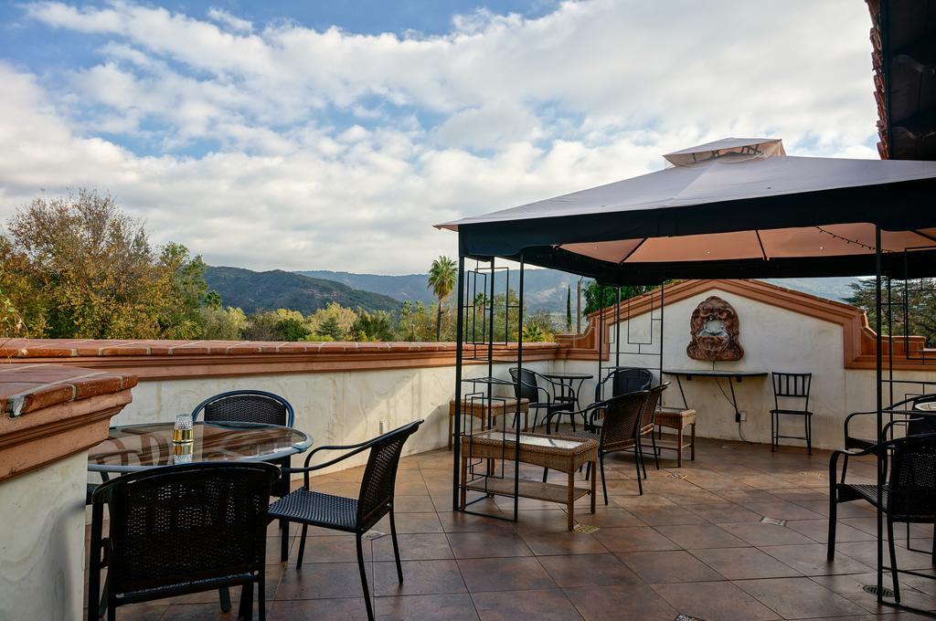 Chantico Inn Охай Екстериор снимка